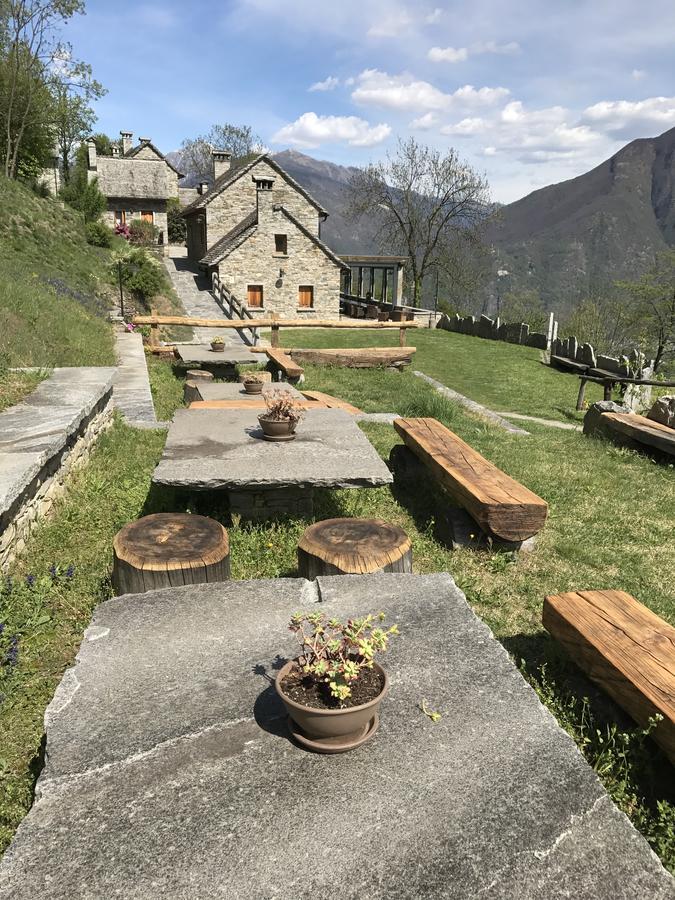 Agriturismo La Tensa Domodossola Bagian luar foto